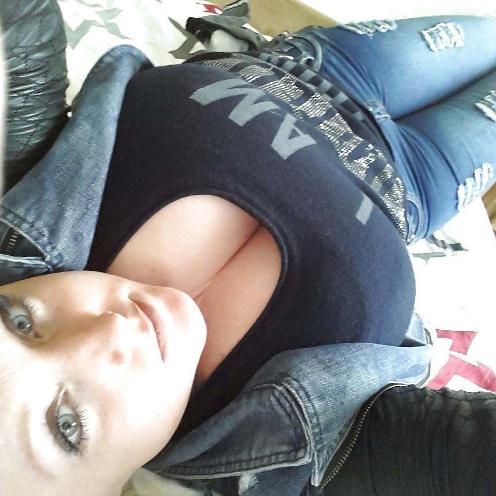 blondandchubby uit Zuid-Holland,Nederland